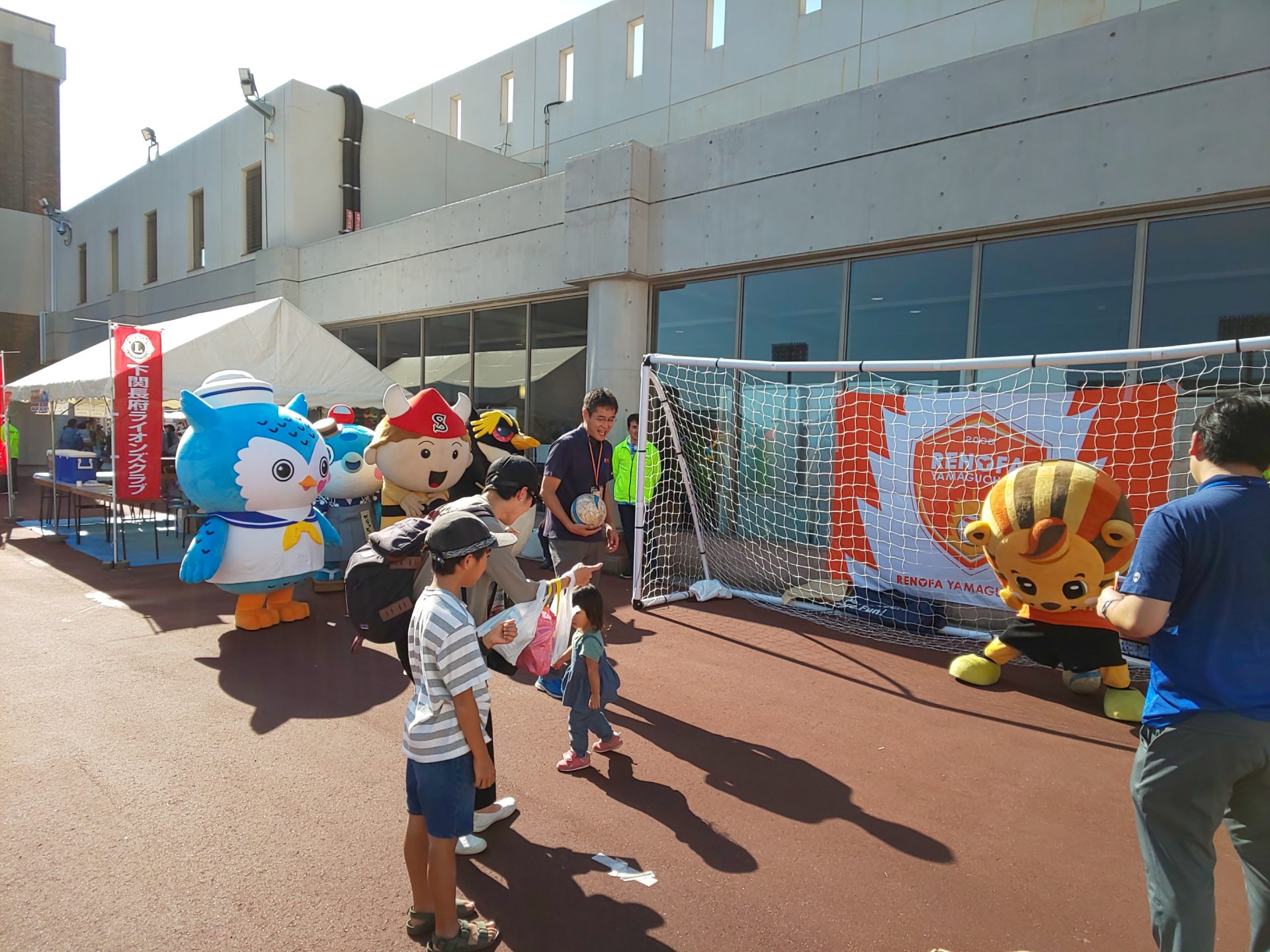 レノ丸くん（レノファ山口FC）はすごいな～（キクホはスポーツが苦手）