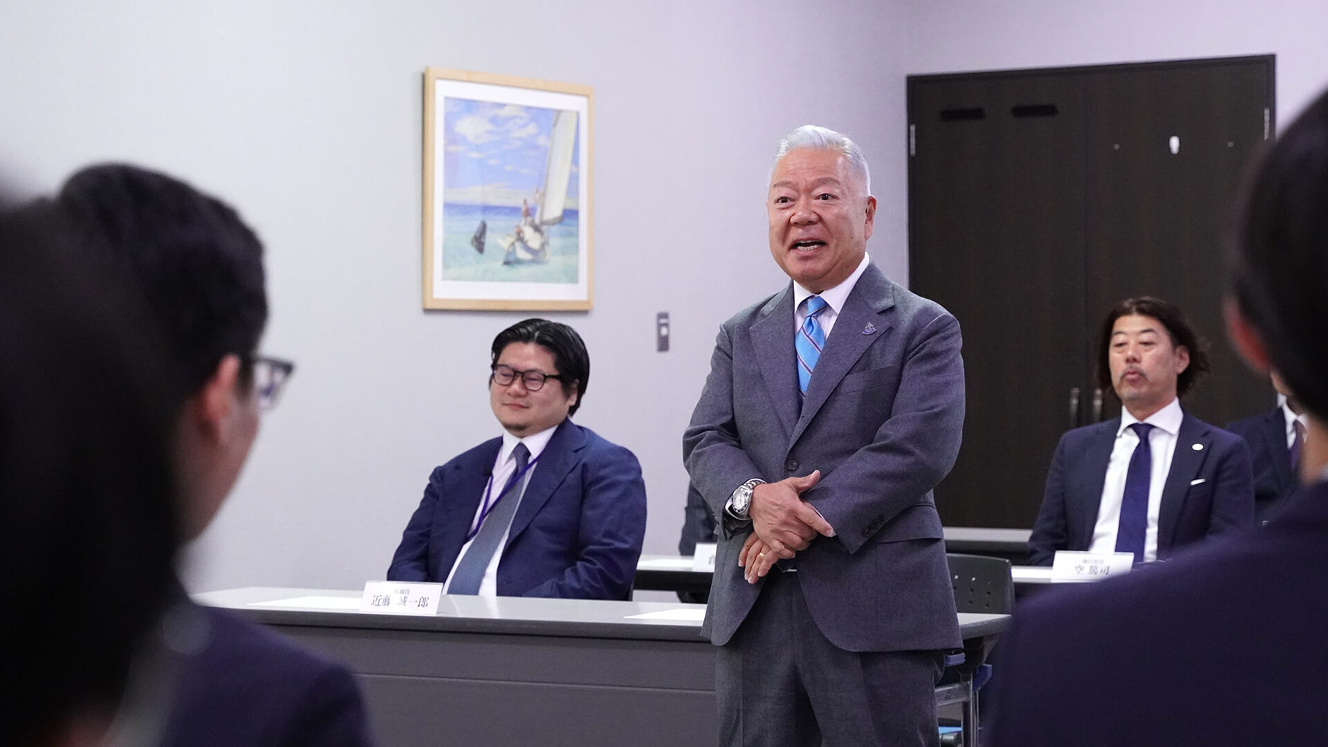 代表取締役会長兼社長の近藤が新入社員に温かいメッセージを送りました