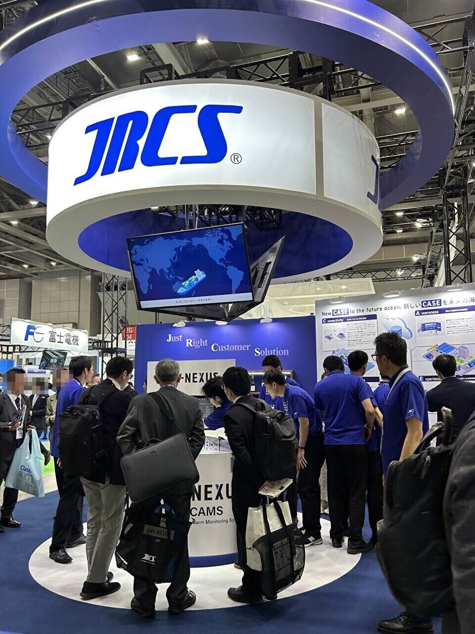JRCSブースでは新製品「SNS-Nexus」をお披露目しました
